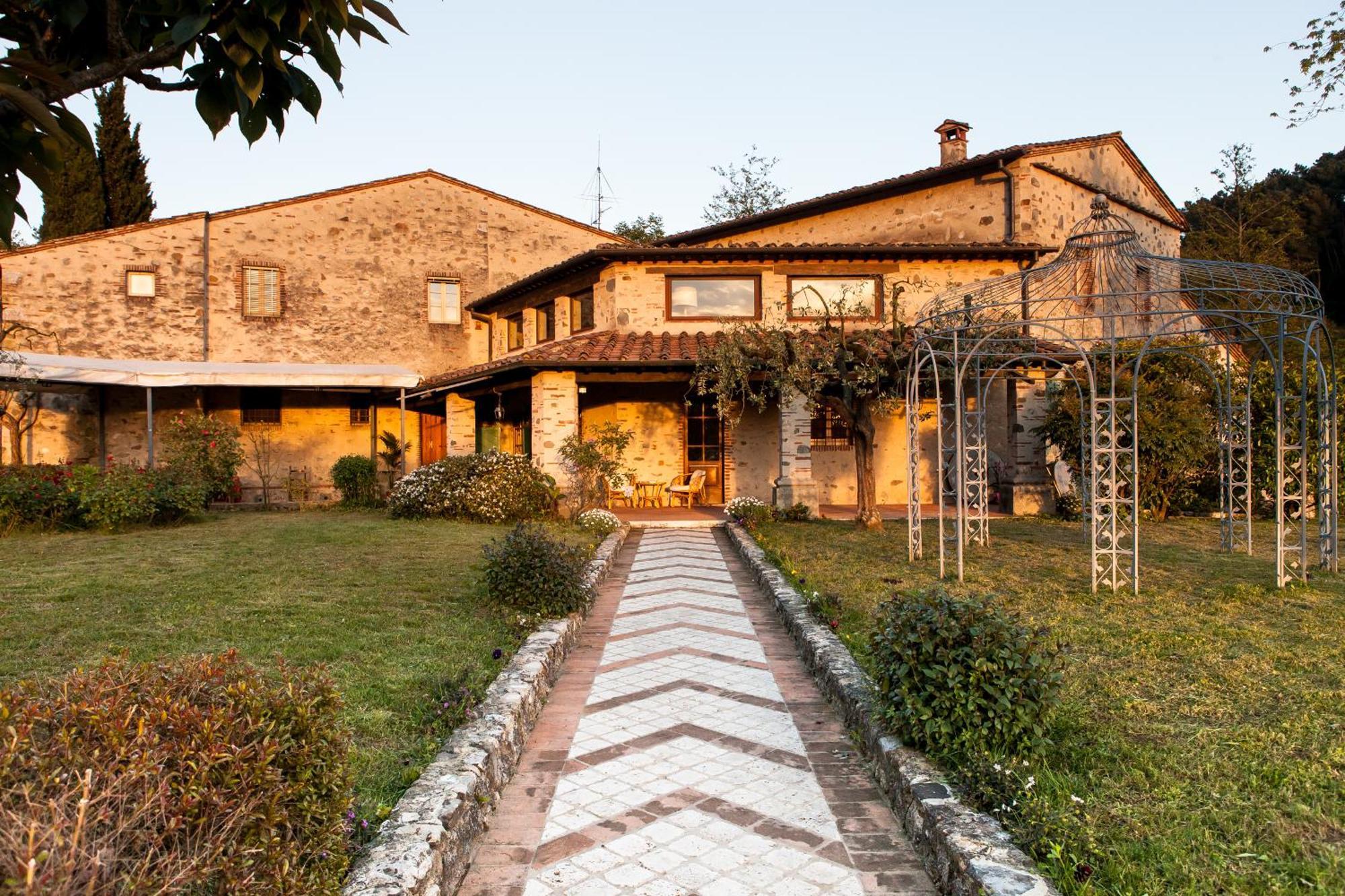 Hotel Bernardone Camaiore Exteriér fotografie